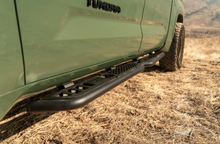 Load image into Gallery viewer, DV8 OE PLUS SIDE STEPS (FOR 2024+ TACOMA DOUBLE CAB)