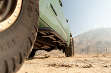 Load image into Gallery viewer, DV8 OE PLUS SIDE STEPS (FOR 2024+ TACOMA DOUBLE CAB)