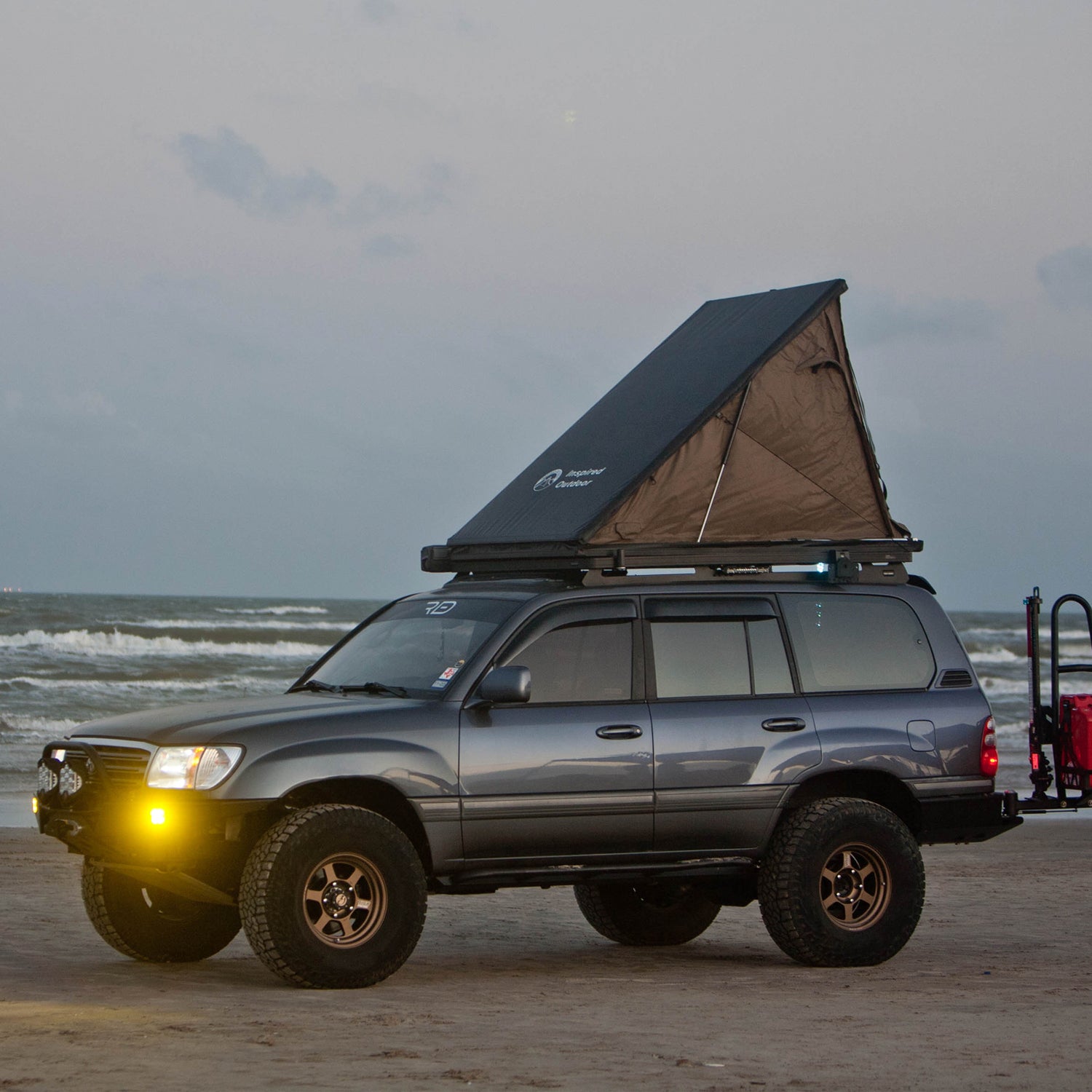 ultralight roof top tent Inspired Overland Ultralight Roof Top Tent – Yotaverse
